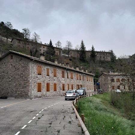 Sant Corneli Duplex Para 6 En Cercs, Berga - A 30 Mins Del Pedraforca מראה חיצוני תמונה