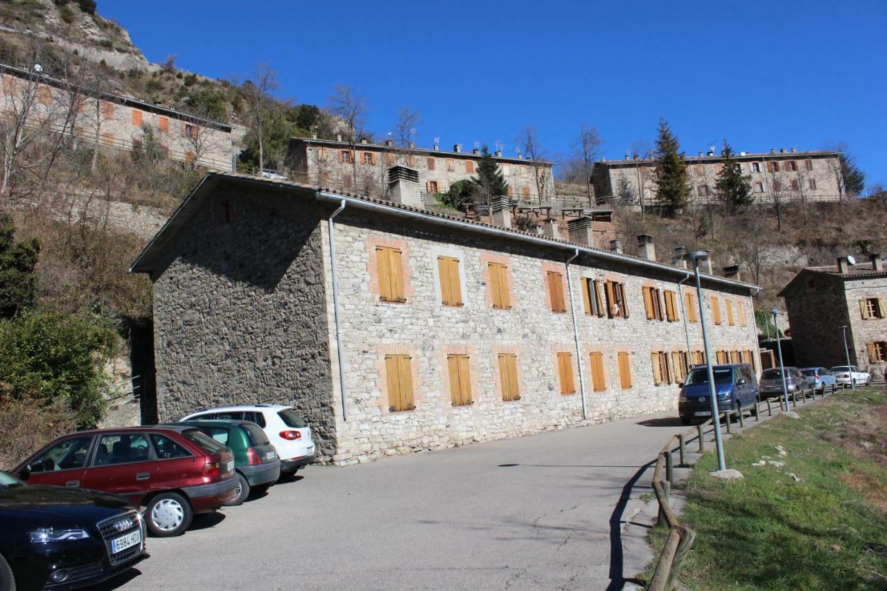 Sant Corneli Duplex Para 6 En Cercs, Berga - A 30 Mins Del Pedraforca מראה חיצוני תמונה