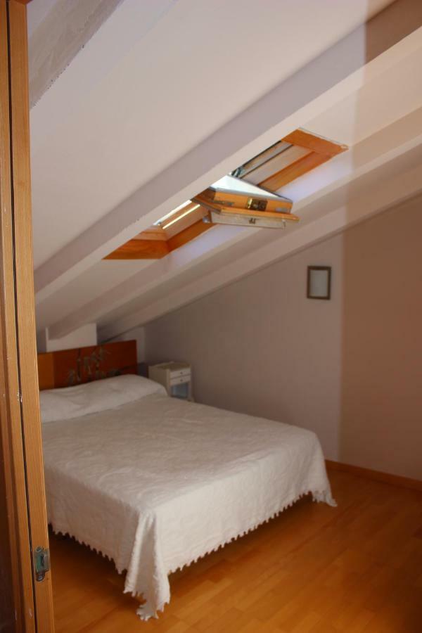Sant Corneli Duplex Para 6 En Cercs, Berga - A 30 Mins Del Pedraforca מראה חיצוני תמונה